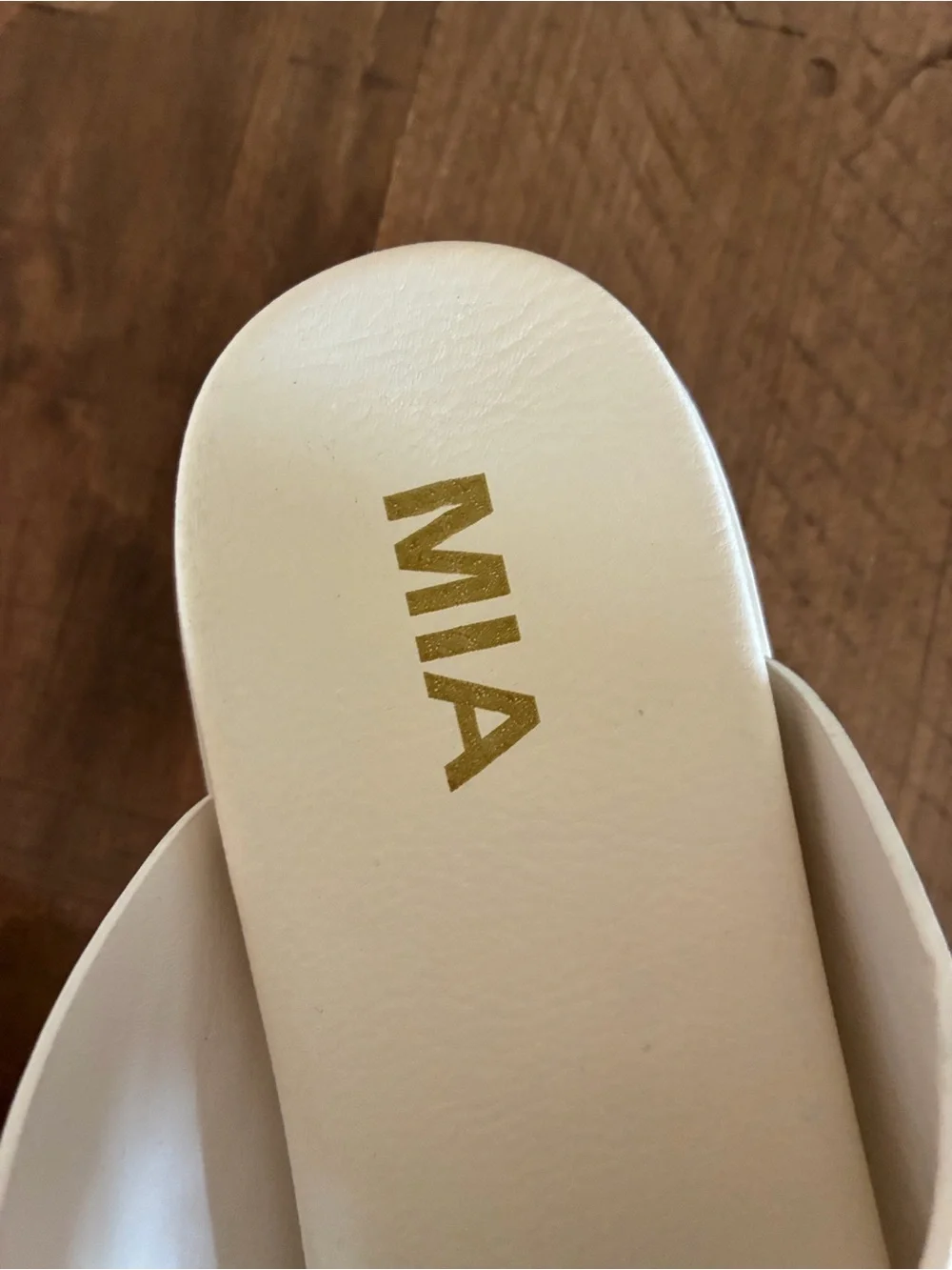 MIA easy off
